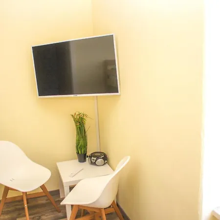 Familienfreundlich Seniorengerecht Apartment *