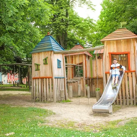 Familienfreundlich Seniorengerecht Apartment *