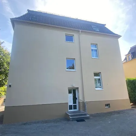 Familienfreundlich Seniorengerecht *