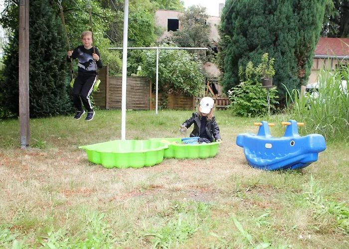 Familienfreundlich Seniorengerecht *